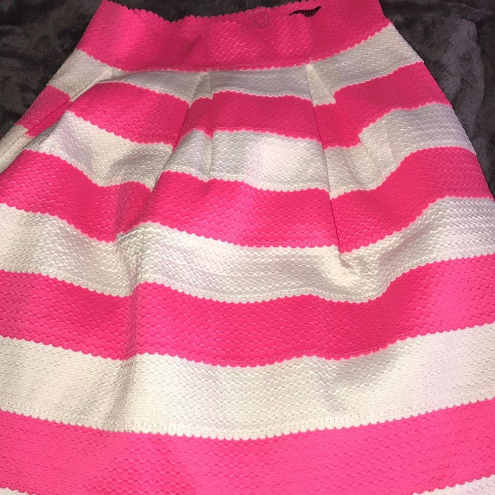 Striped skirt size 2xl)